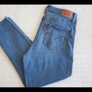 Levi’s 721 High Rise Skinny Jeans